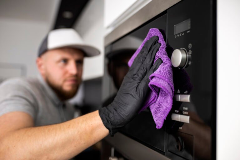 Oven Cleaner Dubai – Professional Deep Cleaning Service
